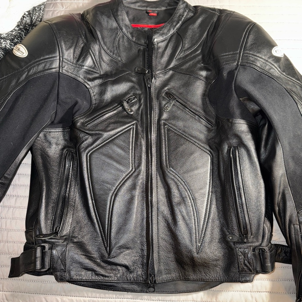 First Racing men’s Black Leather armor Motorcycle Jacket Sz Large